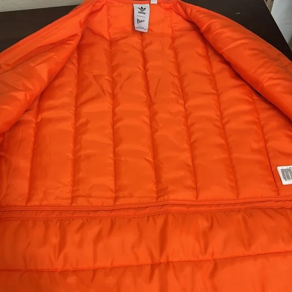 adidas Originals mens Adicolor Unitefit Parley Vest - Picture 11 of 12